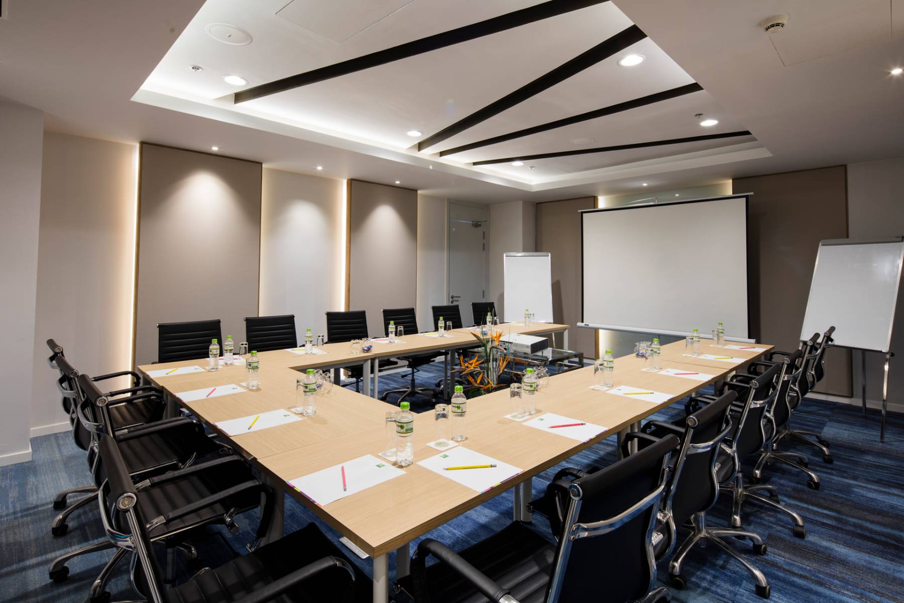 ibis-styles-nha-trang-private-meeting-room